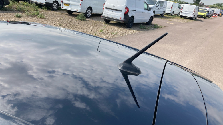 Renault Clio 1.0 TCe 90 Evolution 5dr Petrol Hatchback